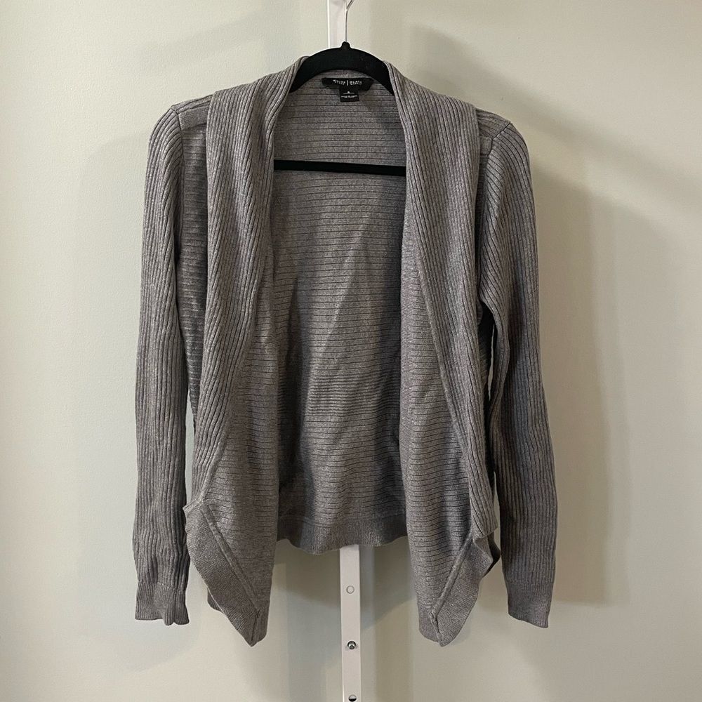 White House Black Market Gray Open Front Cardigan